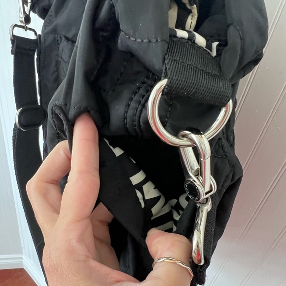 Large Full-Zip Marc Jacob’s Diaper Bag - Picture 11 of 14